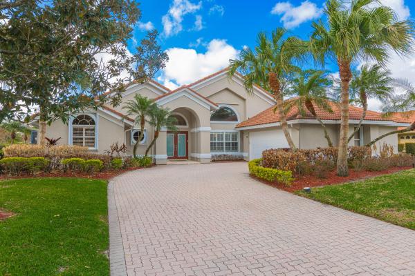 Country Club Estates Parc, 1312 SW Bent Pine Cv, Port St. Lucie, Florida 34986, image 1