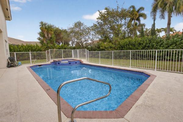 Sterling Cove At Lake Charleston, 7106 Taylorwood Dr, Lake Worth, Florida 33467, image 1