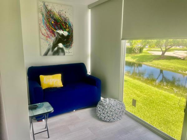 Harwood, 2036 Harwood D, Deerfield Beach, Florida 33442, image 2