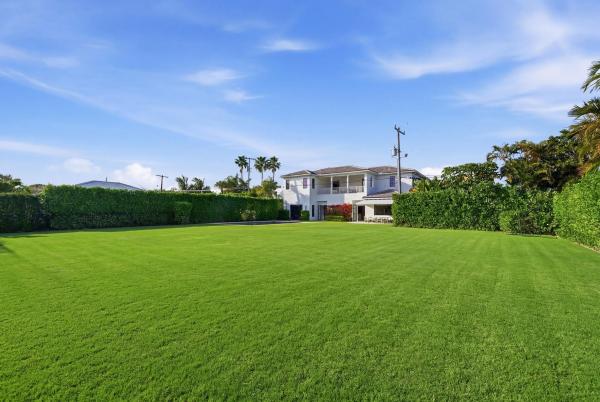 Lakewood, 248 E Lakewood Rd, West Palm Beach, Florida 33405, image 1