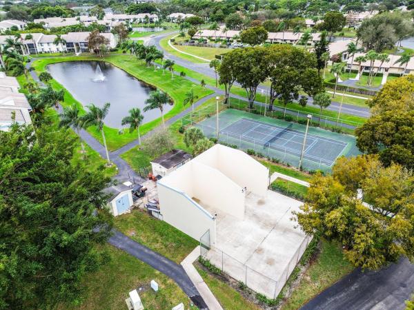 The Palm Club, 1103 Green Pine Blvd #C2, West Palm Beach, Florida 33409, image 2