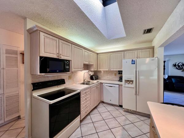 Cypress Lakes, 3465 Amalfi Dr, West Palm Beach, Florida 33417, image 3