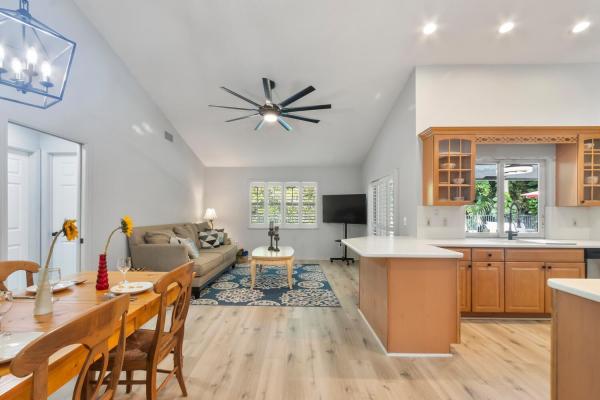 Sugar Pond Manor, 691 Foresteria Ave, Wellington, Florida 33414, image 1