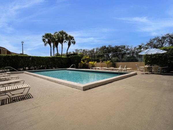 Woodland Lakes, 5390 Woodland Lakes Dr #104, Palm Beach Gardens, Florida 33418, image 1