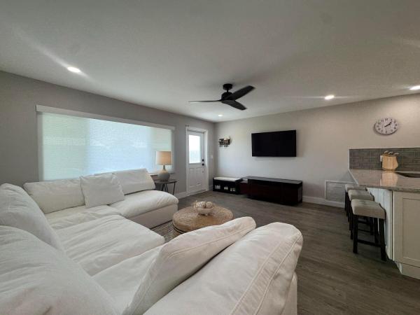 Palm Beach Leisureville, 108 SW 9th St, Boynton Beach, Florida 33426, image 2