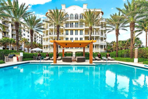 Dolce Vita, 155 Ocean Ave #502, Palm Beach Shores, Florida 33404, image 2