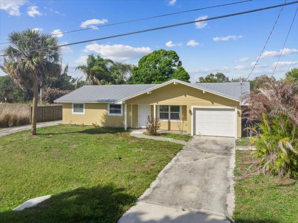 Indian River Estates, 6107 Hickory Dr, Fort Pierce, Florida 34982, image 1