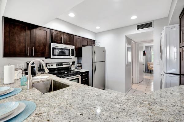 Tennis Villas At Jupiter Ocean & Racquet Club, 1605 S Us Highway 1 #V6-205, Jupiter, Florida 33477, image 1