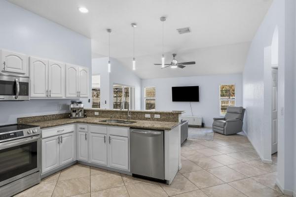 Hidden Oaks, 2526 SW Abney St, Port St. Lucie, Florida 34953, image 1