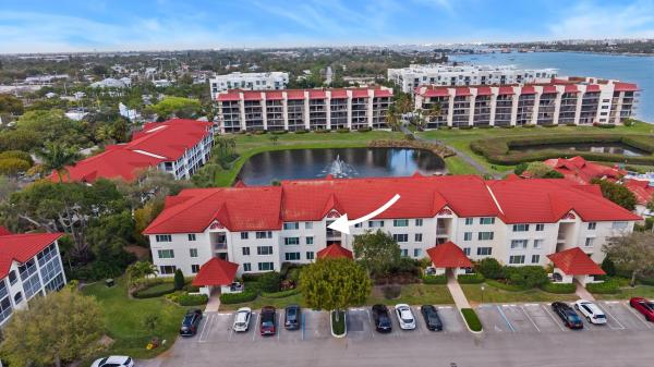 Half Moon Bay, 108 Half Moon Cir #C3, Hypoluxo, Florida 33462, image 3
