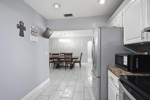 North Lauderdale Estates, 1301 SW 75th Ave, North Lauderdale, Florida 33068, image 1