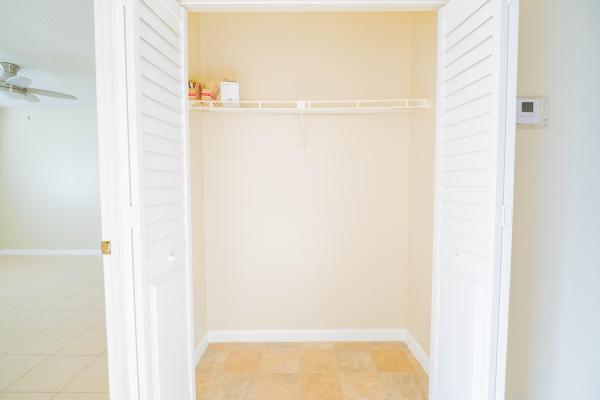 Forest Glen Townhouses, 4763 Orleans Ct #C, West Palm Beach, Florida 33415, image 3