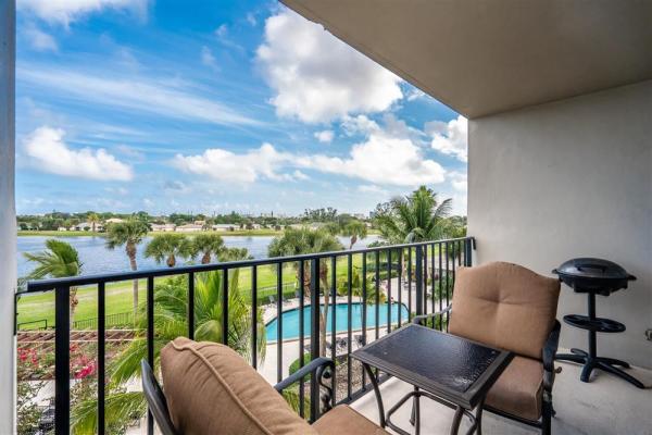 Lakeshore Club, 1830 Embassy Dr #409, West Palm Beach, Florida 33401, image 1