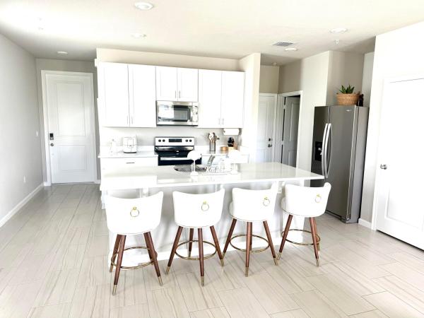 Tidewater, 389 Salisbury Cir, Fort Pierce, Florida 34982, image 3
