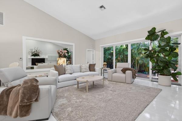 4115 Carriage Dr #P4, Pompano Beach, Florida 33069, image 1