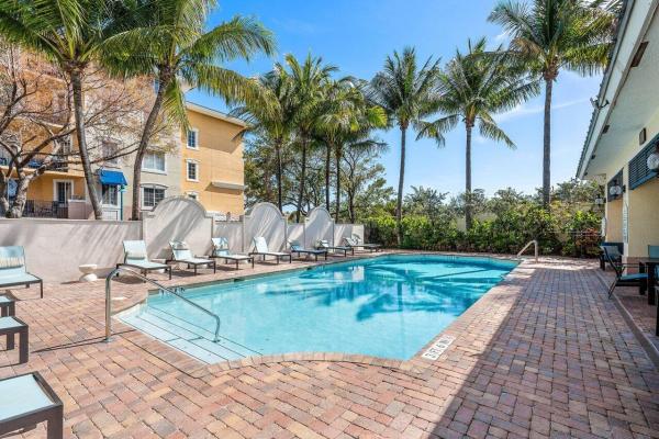 Pineapple Grove Village, 255 NE 3rd Ave #2410, Delray Beach, Florida 33444, image 1