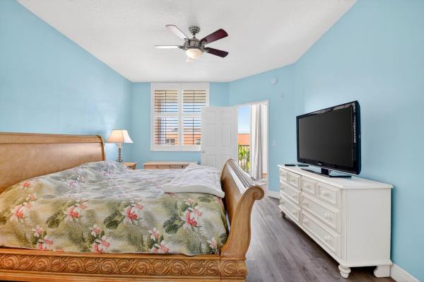 The Moorings At Lantana, 804 E Windward Way #612, Lantana, Florida 33462, image 1