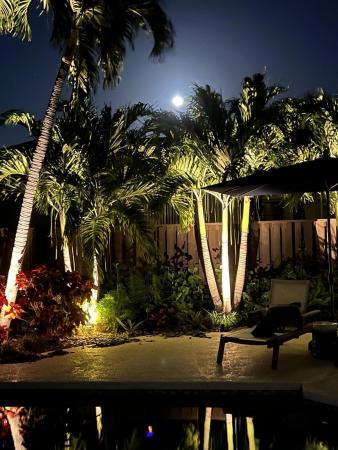 La Cristal At Crystal Pointe, 2583 La Cristal Cir, Palm Beach Gardens, Florida 33410, image 1