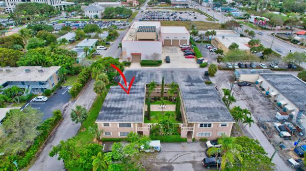 Millicent, 205 NE 3rd St #208, Boynton Beach, Florida 33435, image 2