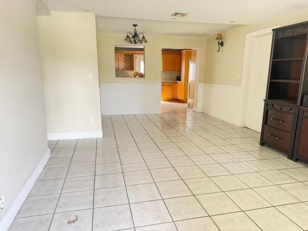 San Castle, 520 Seagrape Rd, Lake Worth, Florida 33462, image 2