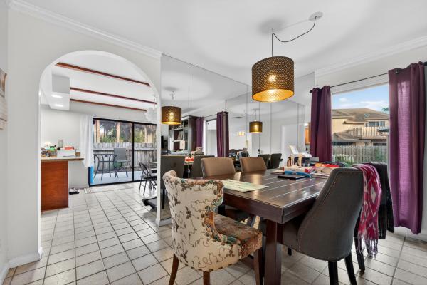 Sandtree Townhouses, 505 Sandtree Dr, Palm Beach Gardens, Florida 33403, image 1