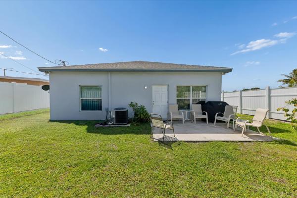 Cherry Hills, 525 NW 12th Ave, Boynton Beach, Florida 33435, image 3