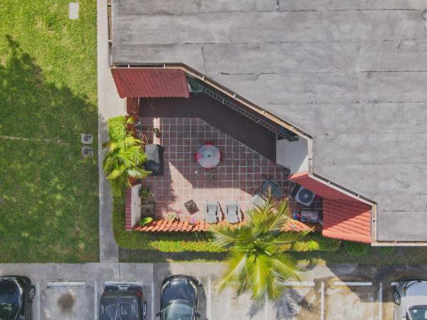 Somerset, 3838 Victoria Dr, West Palm Beach, Florida 33406, image 2