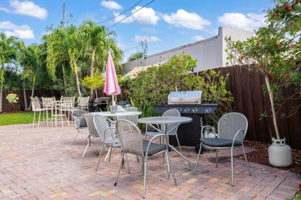 North Palm Beach Village, 308 Southwind Ct #1, North Palm Beach, Florida 33408, image 1