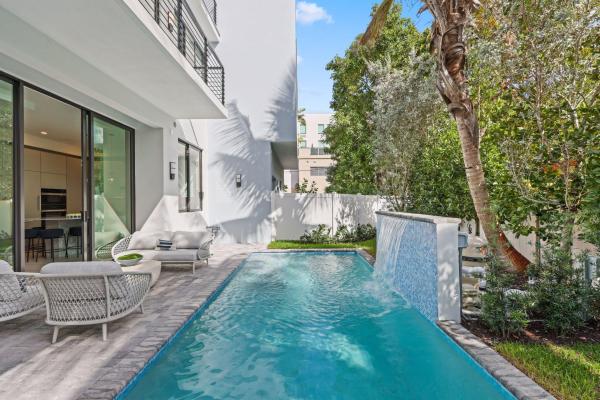 Downtown Delray, 408 SE 2nd St, Delray Beach, Florida 33483, image 1