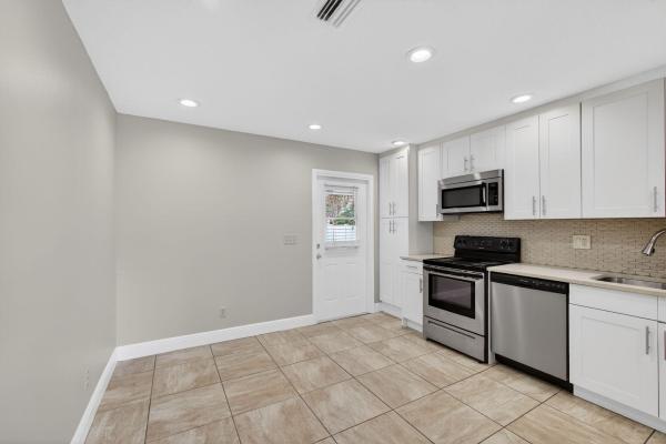 North Palm Beach Heights Of Jupiter, 6253 Francis St, Jupiter, Florida 33458, image 1